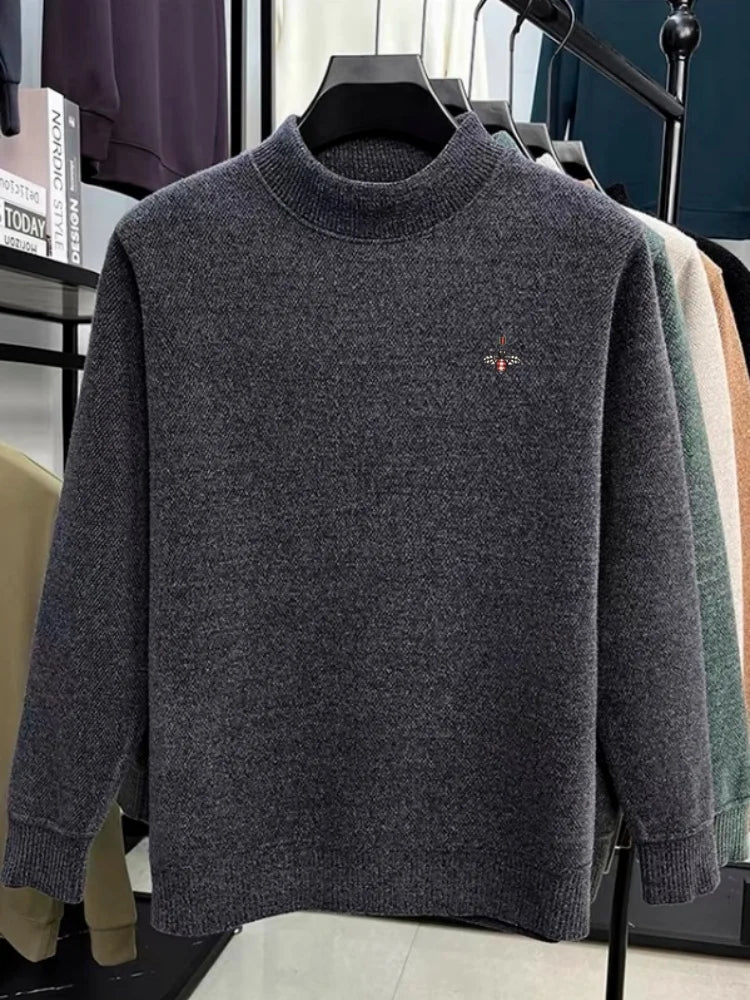 Pull Homme 100% Laine Mérinos – Col Côtelé, Logo Abeille Brodé – Doux, Chaud & Élégant