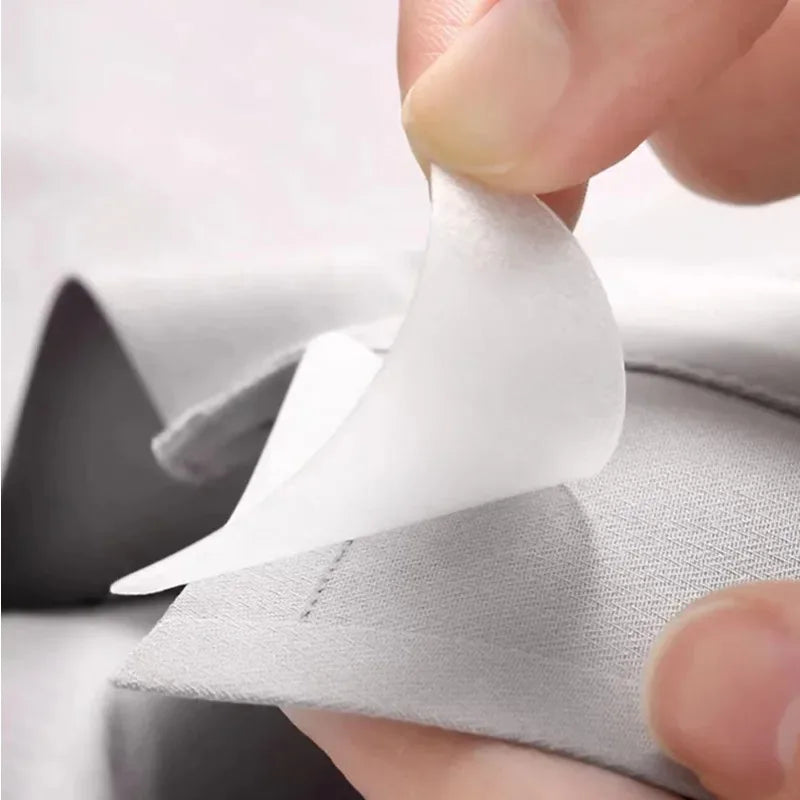 Lot de 50 Patchs Auto-Adhésifs Invisbles pour Col de Chemise et Polo – Maintenez un Col Impeccable