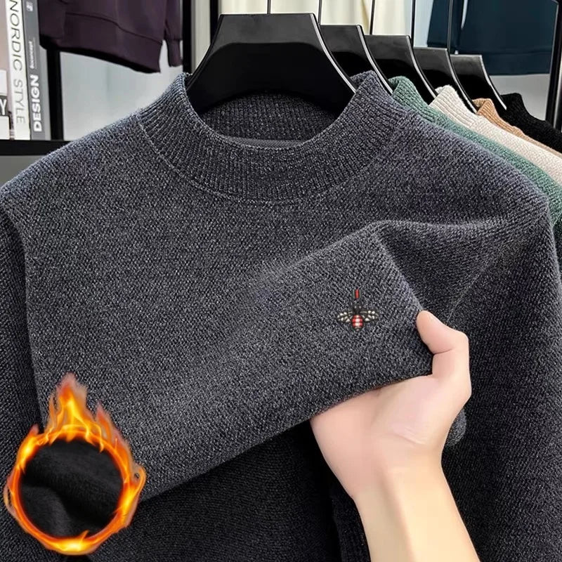 Pull Homme 100% Laine Mérinos – Col Côtelé, Logo Abeille Brodé – Doux, Chaud & Élégant