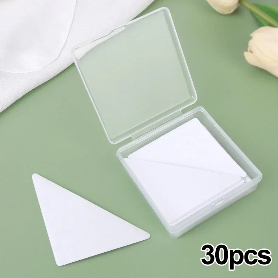 Lot de 50 Patchs Auto-Adhésifs Invisbles pour Col de Chemise et Polo – Maintenez un Col Impeccable