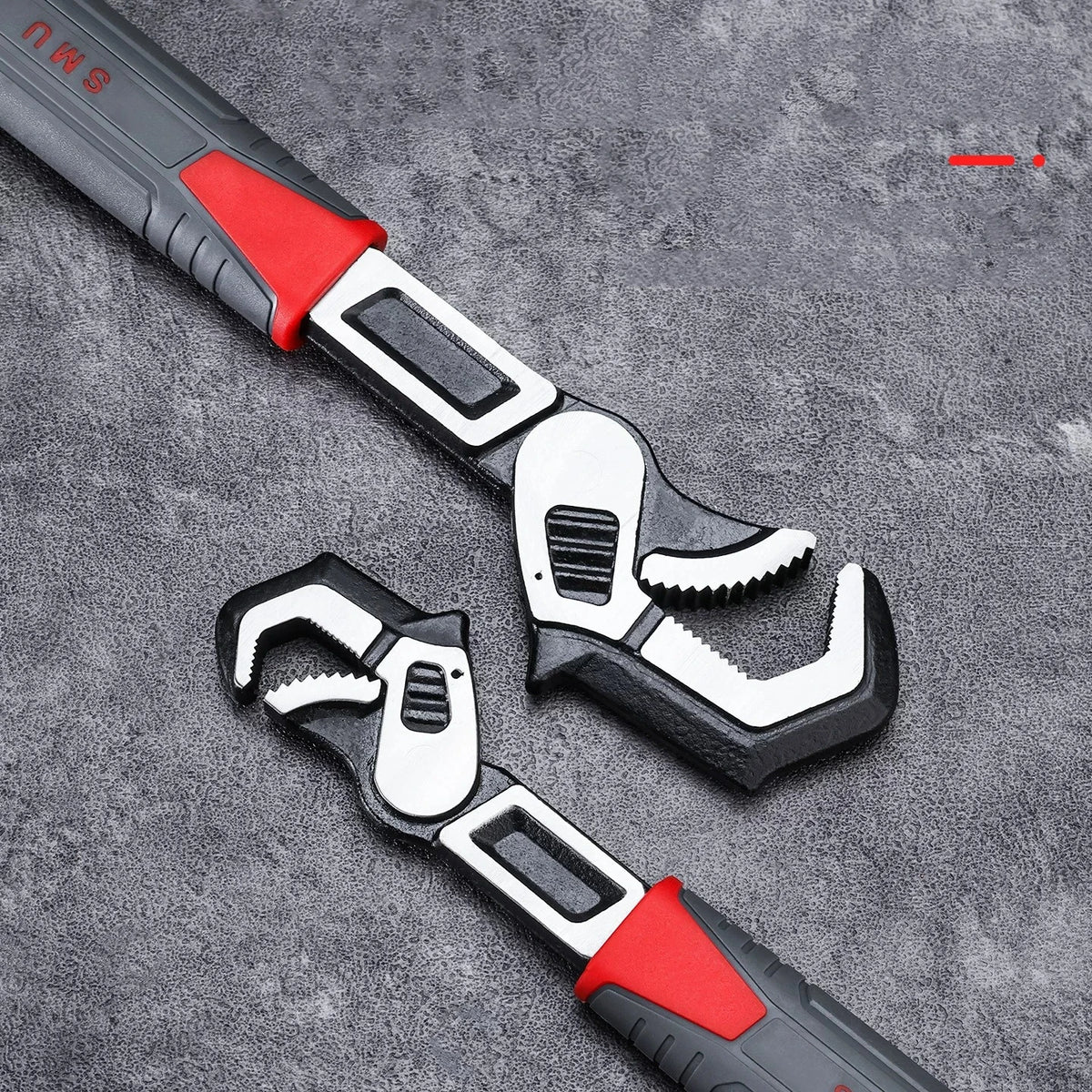 Clé Universelle Auto-Serrante 8/10" – Réglage Rapide Multifonction pour Plomberie & Automobile