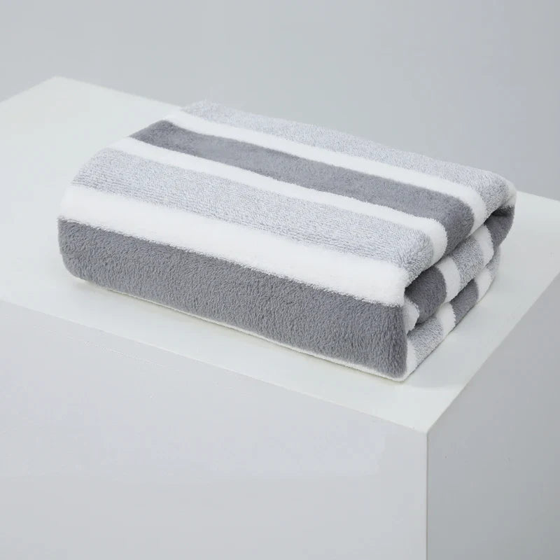 Serviette de bain rayée ULTRA absorbante et épaisse - 70x130cm